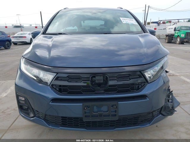 Honda Odyssey Touring 2025 5FNRL6H87SB068487 Image 13