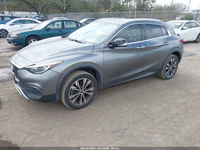 2018 INFINITI QX30 SJKCH5CR6JA061004 Photo 1