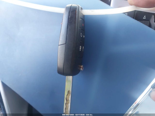 2GNALCEK1G6130398 Chevrolet EQUINOX LT