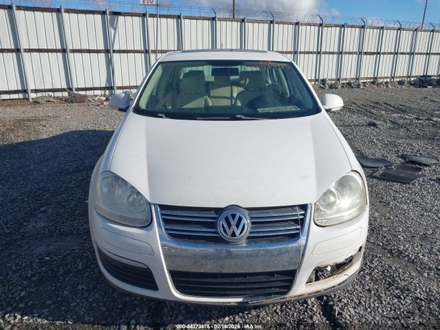 2010 Volkswagen Jetta Limited Edition მანქანა იყიდება აუქციონზე, vin: 3VWRX7AJ2AM160900, აუქციონის ნომერი: 44373475