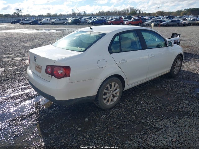 2010 VOLKSWAGEN JETTA 3VWRX7AJ2AM160900 Photo 3