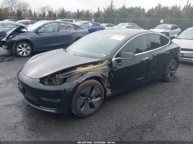 2019 Tesla Model 3 Long Range/performance მანქანა იყიდება აუქციონზე, vin: 5YJ3E1EB3KF208585, აუქციონის ნომერი: 44373482
