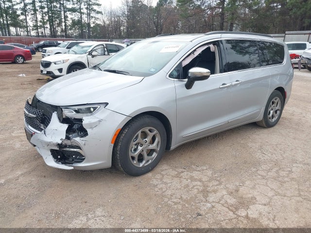 Chrysler Pacifica Limited 2023 2C4RC1GG6PR547409 Image 2