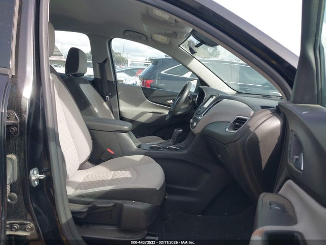 3GNAXHEV6KL301775 Chevrolet EQUINOX LS