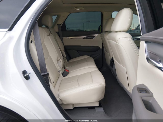 2022 CADILLAC XT5 1GYKNCR42NZ166745 Photo 7