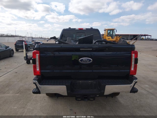 Ford F-350 Lariat 2024 1FT8W3BT7REE89894 Image 15