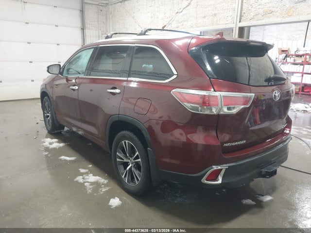 Toyota Highlander Xle V6 2016 5TDJKRFHXGS337718 Image 3