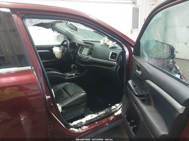 Toyota Highlander Xle V6 2016 5TDJKRFHXGS337718 Image 5