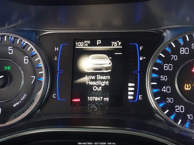 Chrysler 200 Touring 2016 1C3CCCFB3GN182292 Image 16