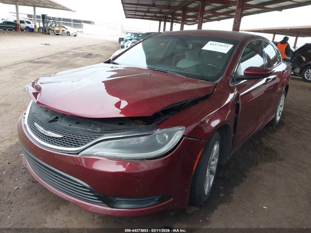 Chrysler 200 Touring 2016 1C3CCCFB3GN182292 Image 2