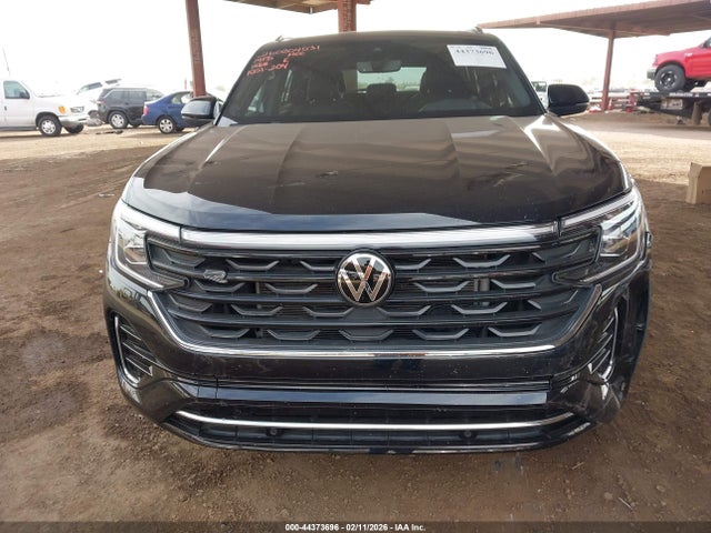 Auction sale of the 2024 Volkswagen Atlas Cross Sport 2.0t Sel R-line, vin: 1V2AE2CA2RC251568, lot number: 44373696