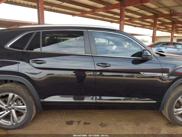 Auction sale of the 2024 Volkswagen Atlas Cross Sport 2.0t Sel R-line, vin: 1V2AE2CA2RC251568, lot number: 44373696