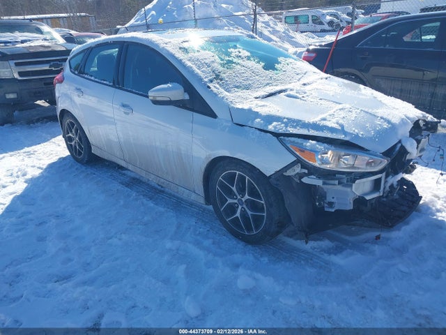 2015 FORD FOCUS 1FADP3K25FL338049