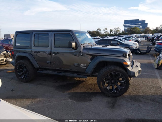 1C4HJXDNXKW587290 Jeep Wrangler Unlimited Sport 4x4
