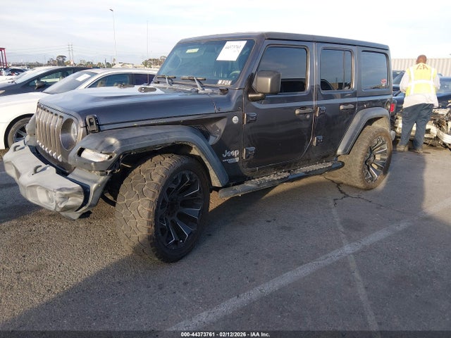 1C4HJXDNXKW587290 Jeep Wrangler Unlimited Sport 4x4