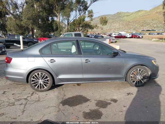 3VWB17AJ8GM383521 Volkswagen Jetta 1.8t Sport