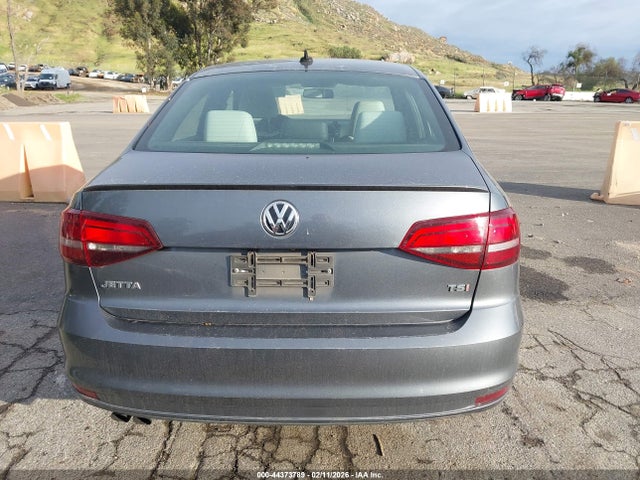 3VWB17AJ8GM383521 Volkswagen Jetta 1.8t Sport