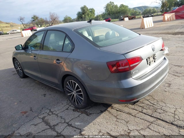 3VWB17AJ8GM383521 Volkswagen Jetta 1.8t Sport