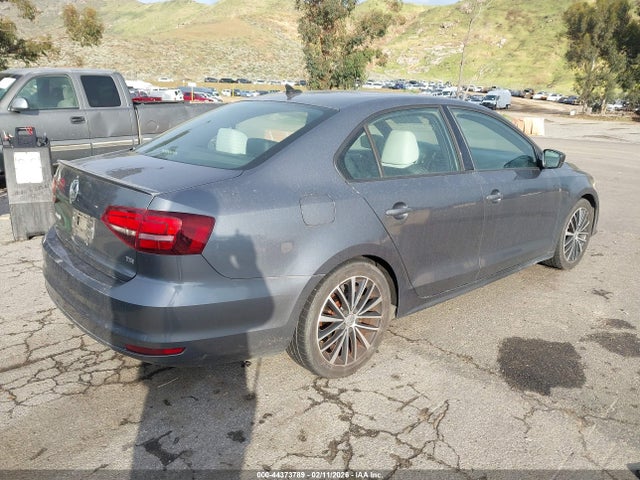 3VWB17AJ8GM383521 Volkswagen Jetta 1.8t Sport