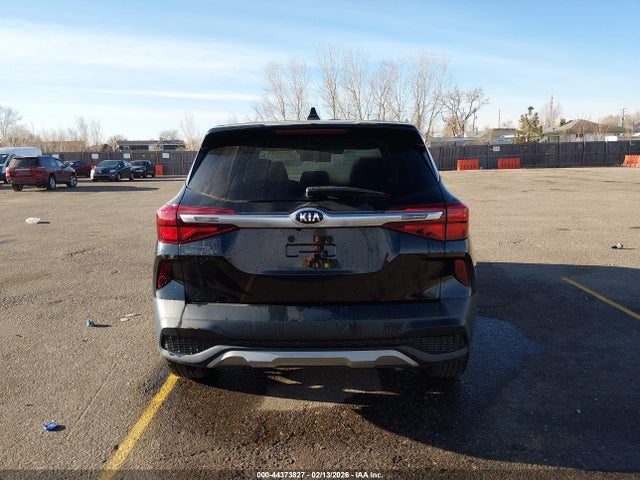 KNDEPCAA2M7060918 KIA Seltos Lx