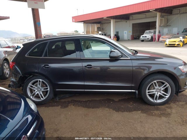 44373871 :رقم المزاد ، WA1LFAFP2EA124742 vin ، 2014 Audi Q5 2.0t Premium مزاد بيع