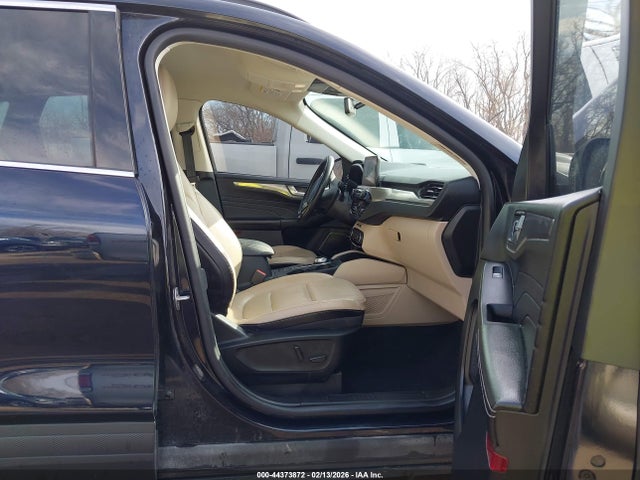 2021 FORD ESCAPE 1FMCU9J92MUA78888 Photo 4