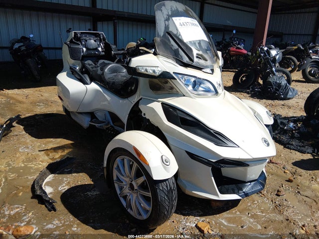 2015 CAN-AM SPYDER ROADSTER 2BXNBCD29FV000002