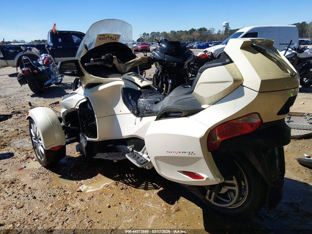 2015 CAN-AM SPYDER ROADSTER 2BXNBCD29FV000002 Photo 2