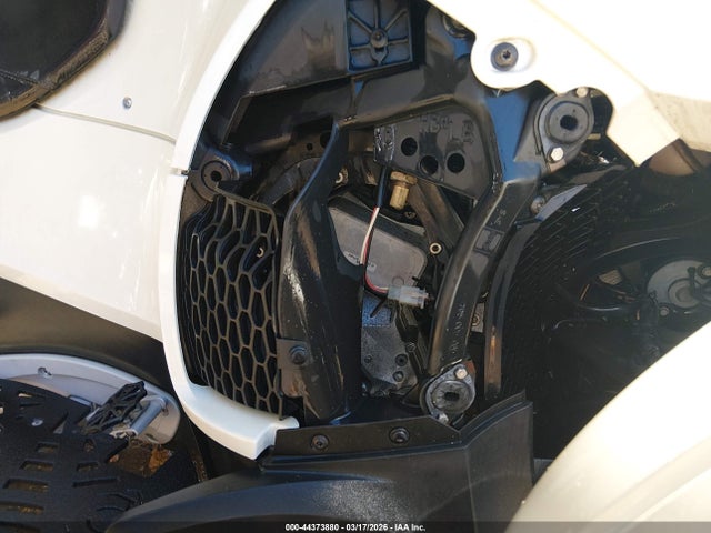 2015 CAN-AM SPYDER ROADSTER 2BXNBCD29FV000002 Photo 7