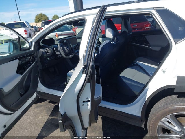 Subaru Solterra Limited 2025 JTMABABA1SA106836 Image 8