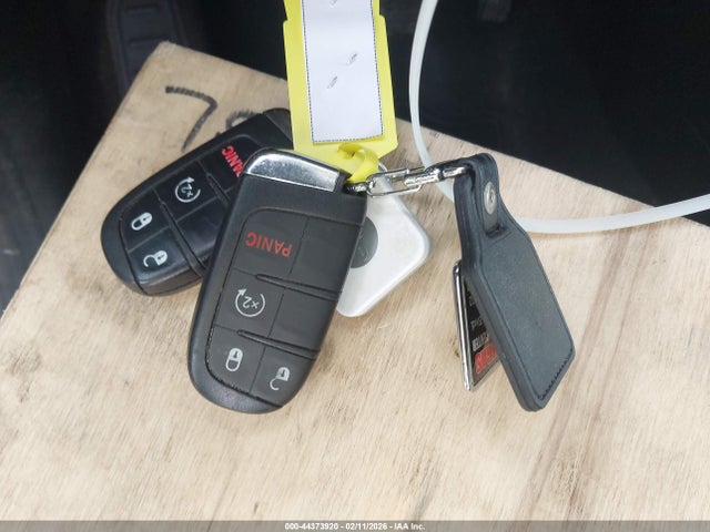 ZACCJABT1FPB44599 Jeep Renegade Latitude