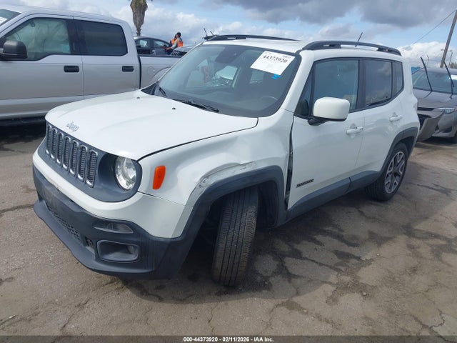ZACCJABT1FPB44599 Jeep Renegade Latitude
