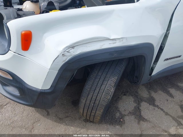 ZACCJABT1FPB44599 Jeep Renegade Latitude