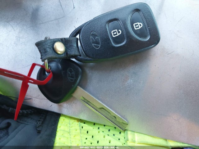KMHCT4AE3HU275271 Hyundai ACCENT SE
