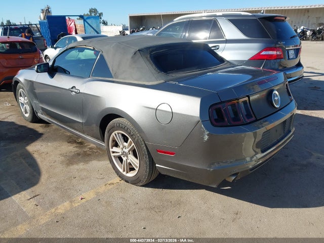 2013 FORD MUSTANG 1ZVBP8EM6D5260150 Photo 2