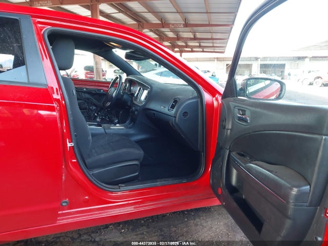 44373935 :رقم المزاد ، 2C3CDXHG1EH145146 vin ، 2014 Dodge Charger Sxt مزاد بيع