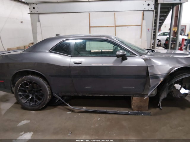 44373977 :رقم المزاد ، 2C3CDZAG4HH629306 vin ، 2017 Dodge Challenger Sxt مزاد بيع