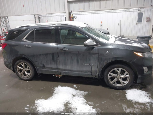 Chevrolet Equinox Premier 2018 2GNAXVEVXJ6342072 Image 14