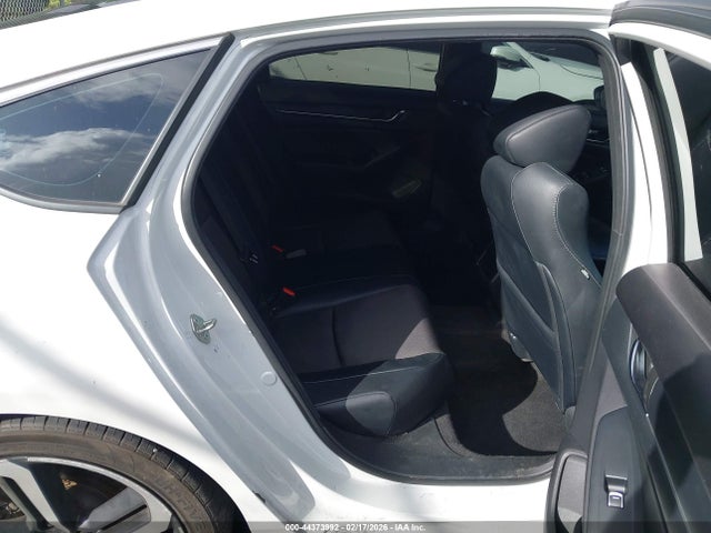1HGCV1F30JA244167 Honda Accord Sport