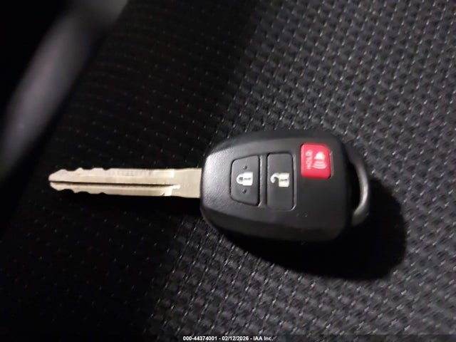 2017 TOYOTA RAV4 JTMRFREVXHJ706137 Photo 10