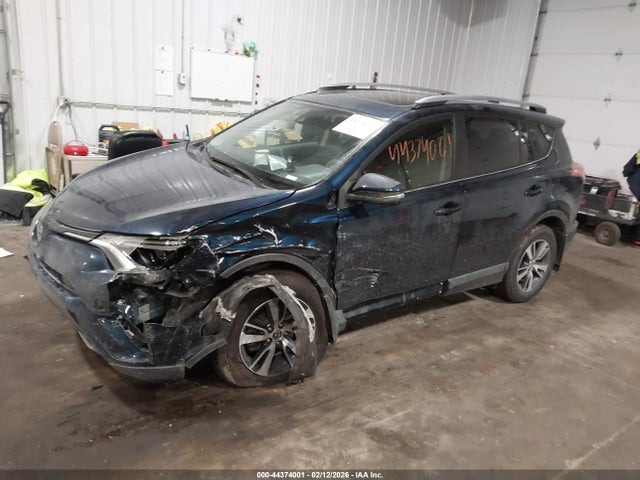 2017 TOYOTA RAV4 JTMRFREVXHJ706137 Photo 1