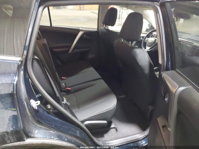 2017 TOYOTA RAV4 JTMRFREVXHJ706137 Photo 7