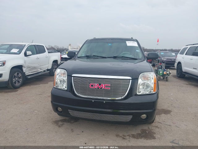 44374003 :رقم المزاد ، 1GKFC13027R233276 vin ، 2007 Gmc Yukon Sle مزاد بيع