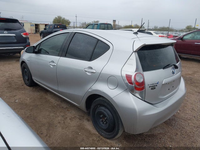 JTDKDTB35E1081536 Toyota Prius C Two