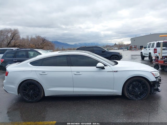 44374035 :رقم المزاد ، WAUENDF54JA052967 vin ، 2018 Audi A5 2.0t Premium مزاد بيع