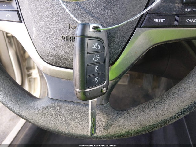Hyundai ACCENT SE 2019 3KPC24A35KE055514 Image 11