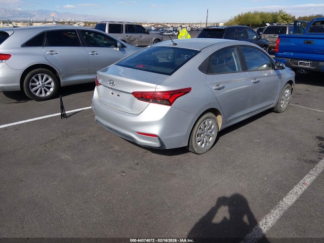 Hyundai ACCENT SE 2019 3KPC24A35KE055514 Image 4
