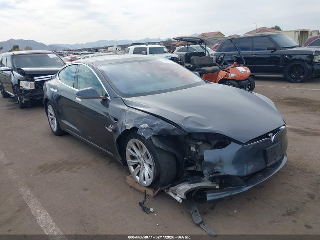 Aukcja sprzedaży 2017 Tesla Model S 60/75, vin: 5YJSA1E18HF190981, numer aukcji: 44374077
