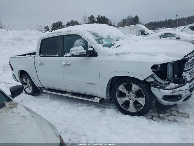 1C6SRFJT5MN810217 RAM 1500 Laramie 4x4 5&#039;7 Box