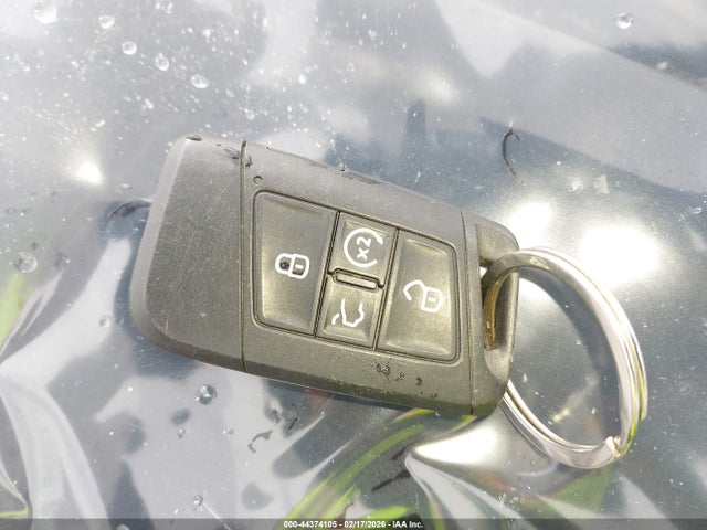 3VV3B7AX8PM114915 Volkswagen Tiguan 2.0t Se